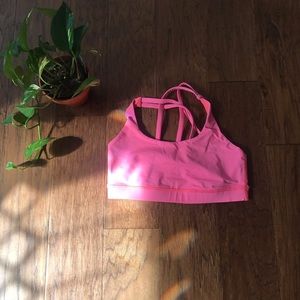 Lululemon sports bra